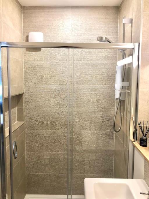 Linden Suite غورينغ المظهر الخارجي الصورة