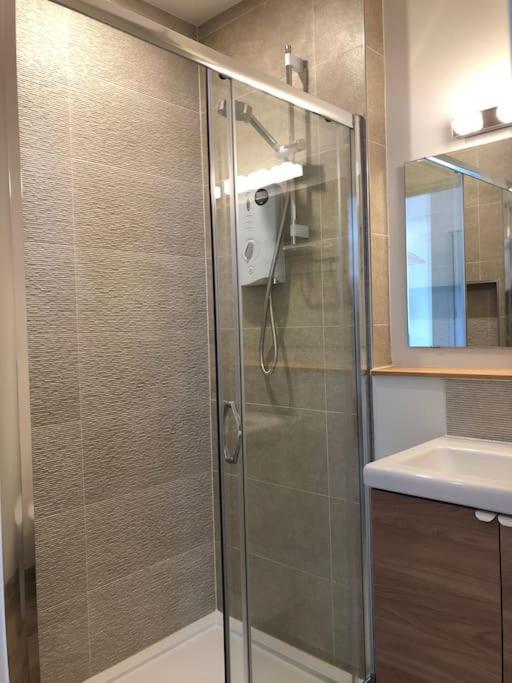 Linden Suite غورينغ المظهر الخارجي الصورة